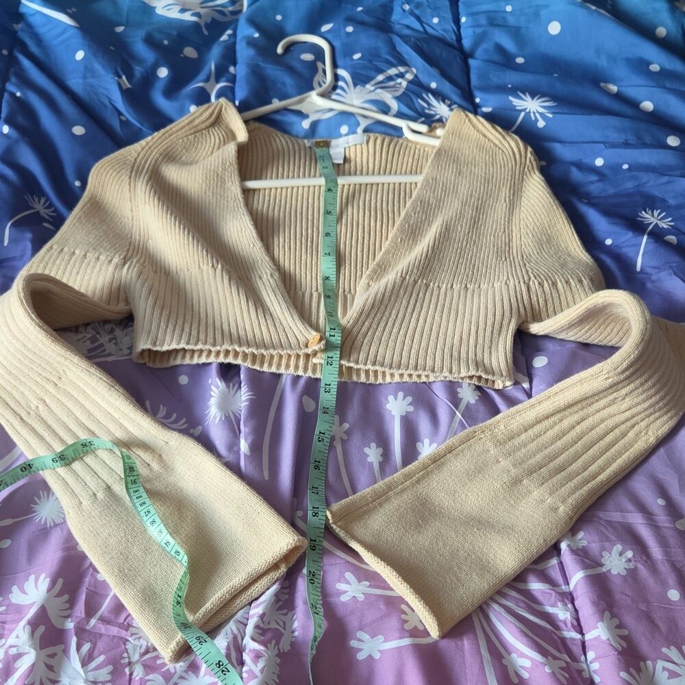 Charlotte Russe Beige Cotton Ribbed Knit Cropped Button Cardigan Sweater M y2k